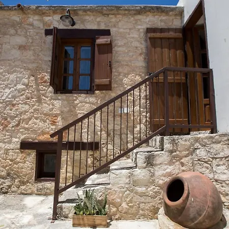 Droushia Corner House Nyaraló *