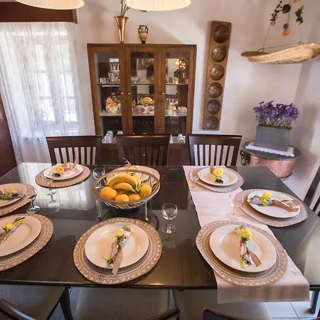 Casa vacanze Droushia Corner House