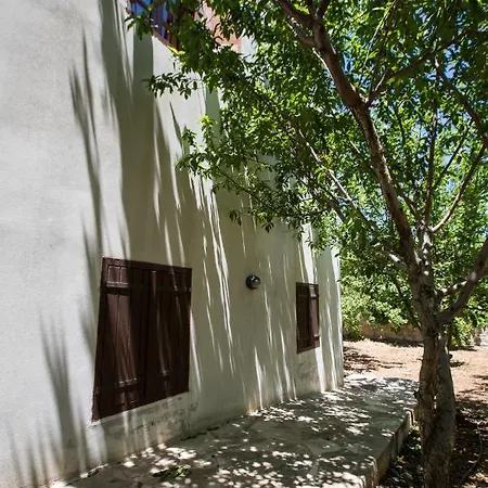 Holiday home Droushia Corner House Dhrousha