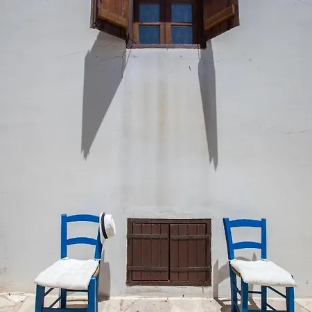 Holiday home Droushia Corner House *
